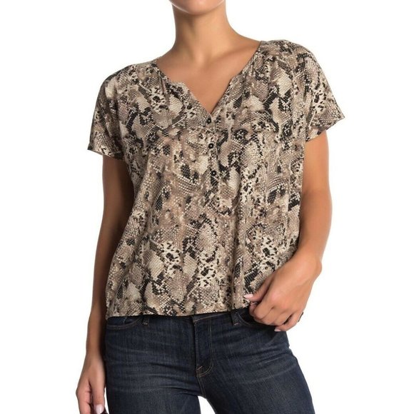 NWT Sanctuary Short Sleeve Snakeskin Henley Top S - Picture 1 of 4